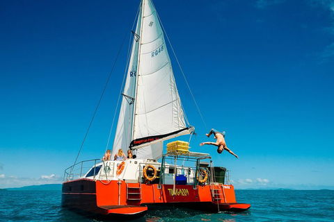 2-Night Whitsunday Islands All-Inclusive Sailing Tour From Airlie Beach - Restaurant Find 3