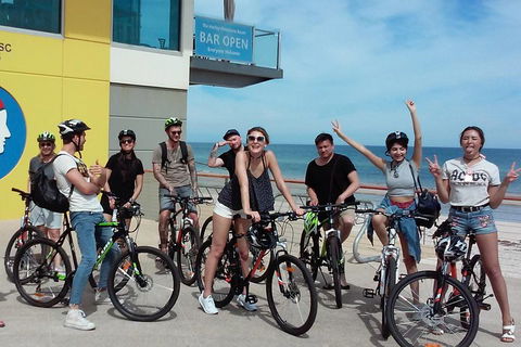 Adelaide City To Sea Bike Tour - Restaurant Find 1