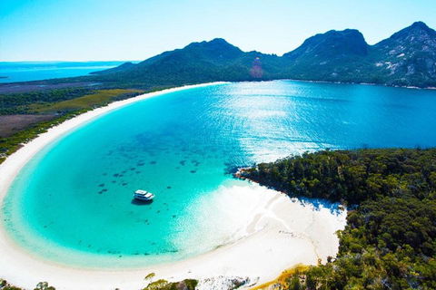 Wineglass Bay Private Charter Service - Restaurant Find 2