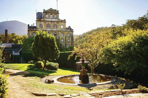 Hobart City And Surroundings Private Charter Service - Restaurant Find 4