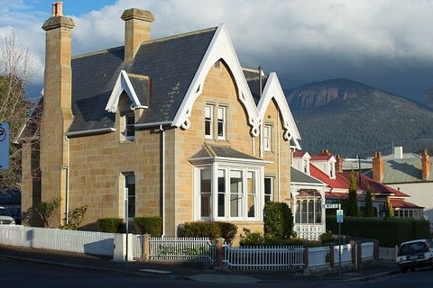 Hobart Half-Day Sightseeing Coach Tram Tour - Restaurant Find 5