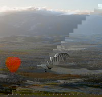 Hot Air Ballooning Tour from Cairns - Restaurant Find