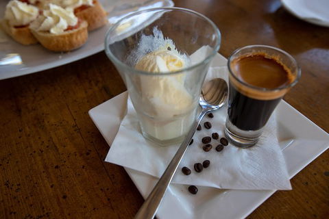 Chillagoe Caves And Outback Day Trip From Cairns - Restaurant Find 4