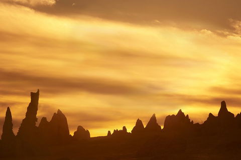 Pinnacle Desert Sunset And Night-time Stargazing Tour From Perth - Restaurant Find 5