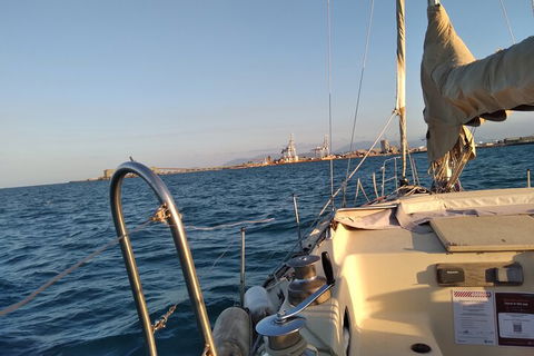 Townsville Small Group Early Morning Sailing Cruise Boat Tour Charter Hire - Restaurant Find 2