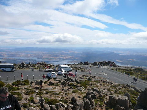 Mt Wellington Tour And MONA Admission - Restaurant Find 1