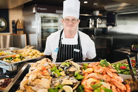 Dinner Buffet Cruise On The Gold Coast - Restaurant Find 4