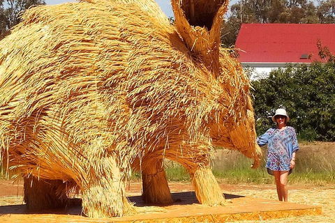 The Big Wave Rock (Private) Day Tour - Restaurant Find 5