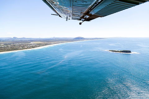 Deluxe Seaplane Tour Noosa To Glasshouse Adventure For 2 With Photobook - Restaurant Find 5