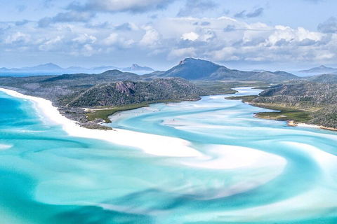 4 Day & 3 Night Whitsunday Islands & Outer Reef Sailing Adventure On Condor - Restaurant Find 5