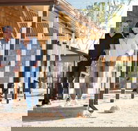 Alice Springs Highlights Tour - Restaurant Find