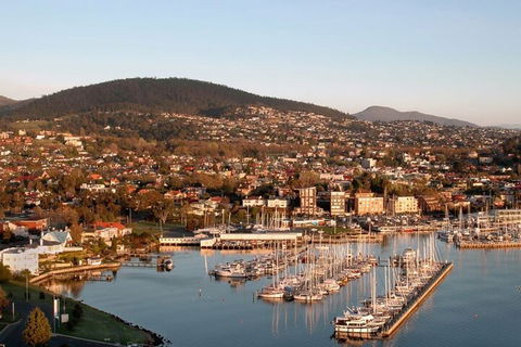 Wonderful Hobart Self-Guided Audio Tour - Restaurant Find 1