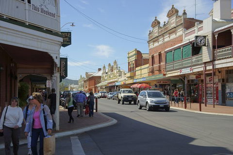 Wave Rock, York, Wildflowers, And Aboriginal Cultural Day Tour From Perth - Restaurant Find 1