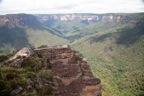 Small-Group Blue Mountains Tour With Bush Walks And Featherdale Wildlife Park - Restaurant Find 2